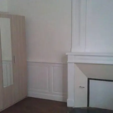 Centre Apartment *